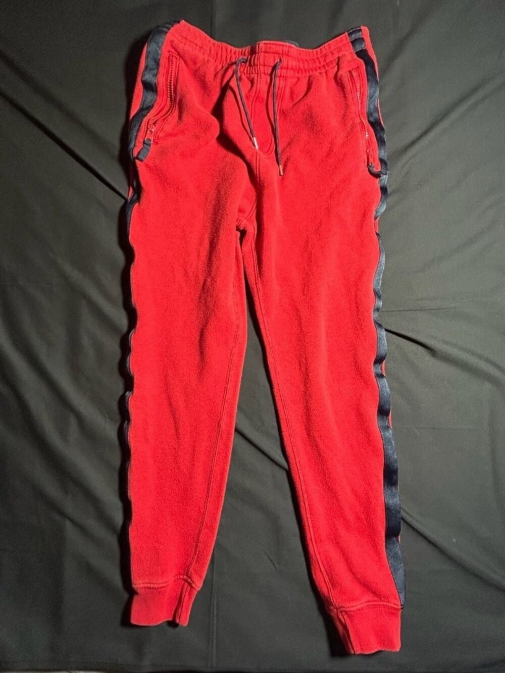 Abercrombie & Fitch Men's Fleece Jogger with Side Stripes and Zipper Pockets